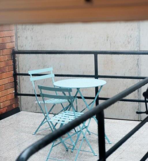 בית מלון כפרי The Met