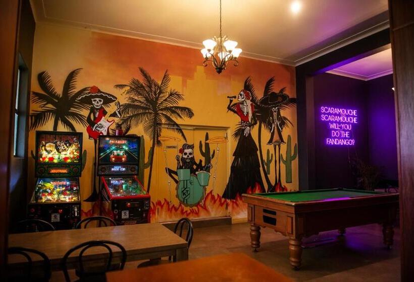 בית מלון כפרי The Met