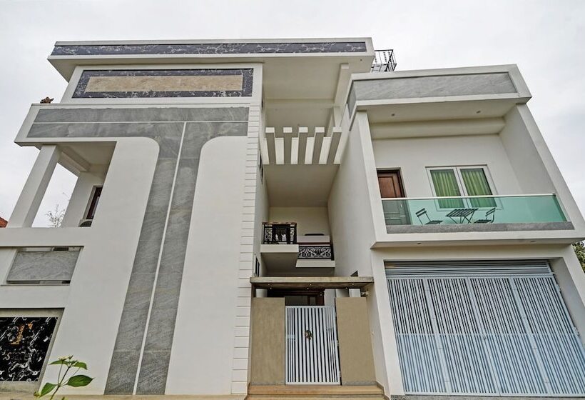 Hôtel Treebo Premium Villa Escape In With Pool View