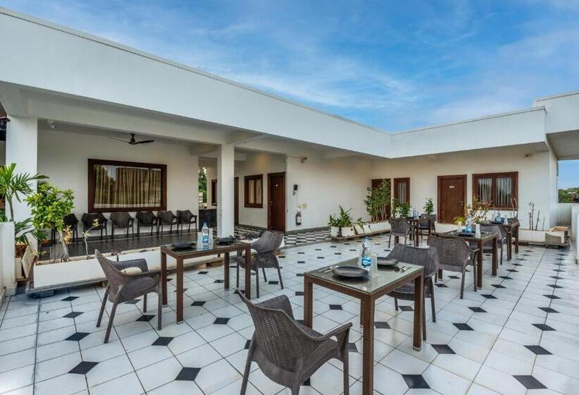 Hôtel Treebo Premium Villa Escape In With Pool View