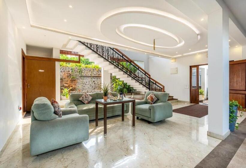 Hôtel Treebo Premium Villa Escape In With Pool View