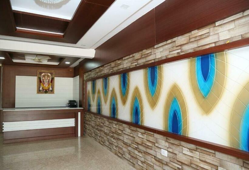 ホテル Venkaateswara