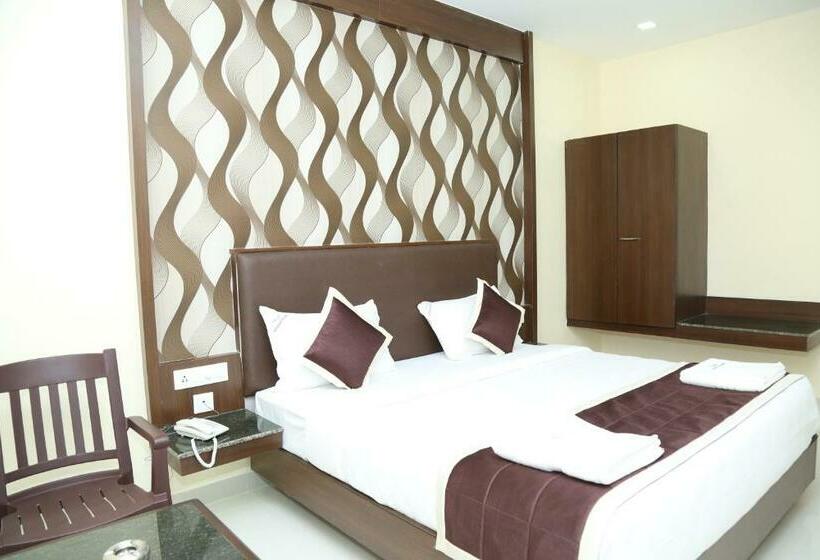 ホテル Venkaateswara