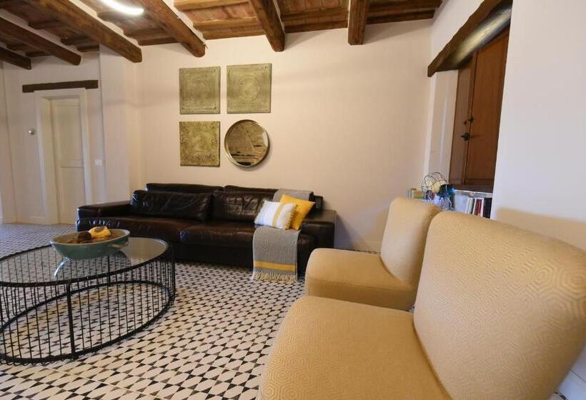 酒店 Villa Shmitanka