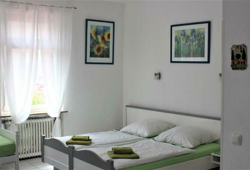 فندق Zur Post Schwanheim