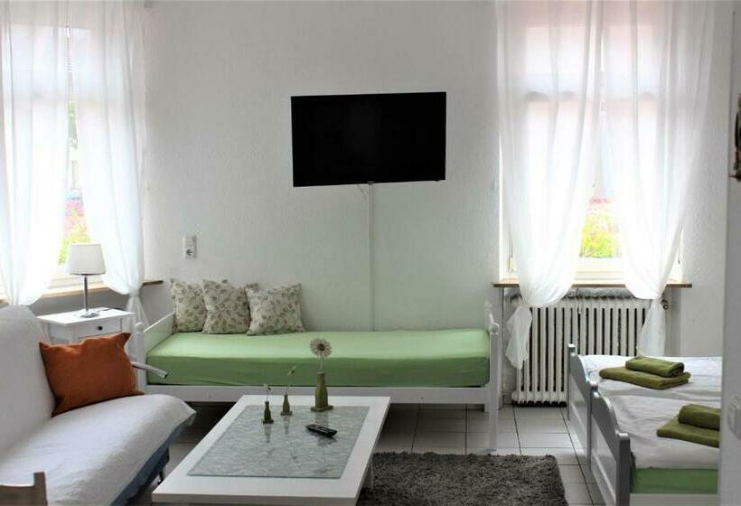 فندق Zur Post Schwanheim