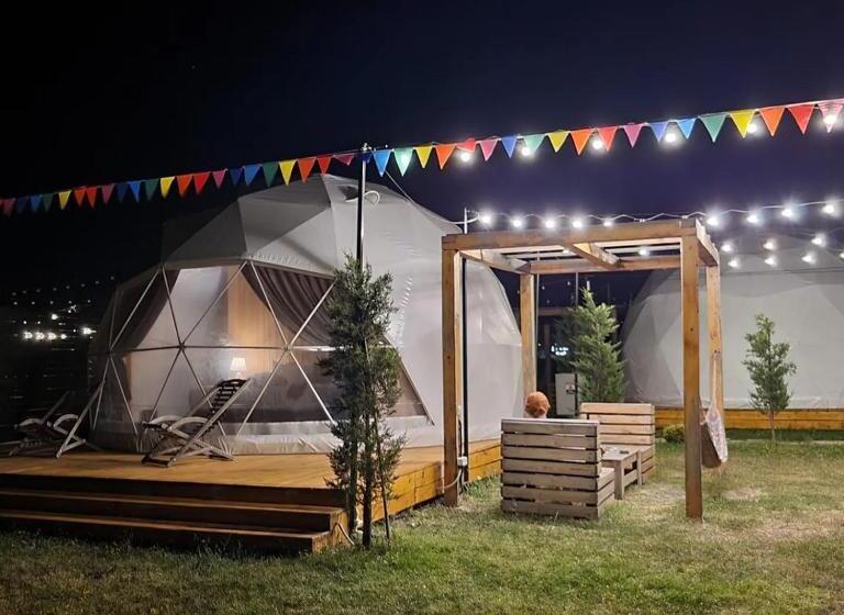 Jewelberry Glamping Hotel Tbilisi