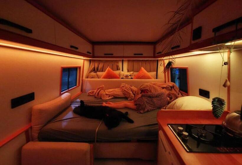 Jewelberry Glamping Hotel Tbilisi