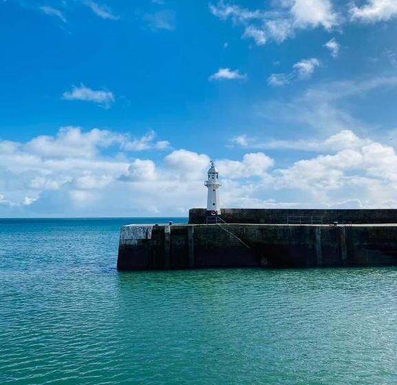 Kerryanna Country House Bed And Breakfast