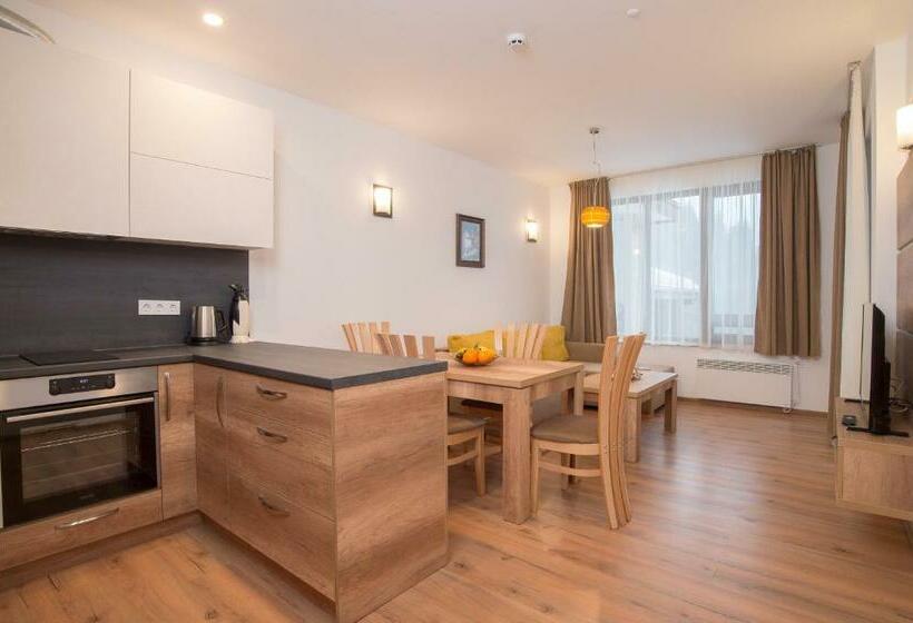 Mountain View Apartment 541