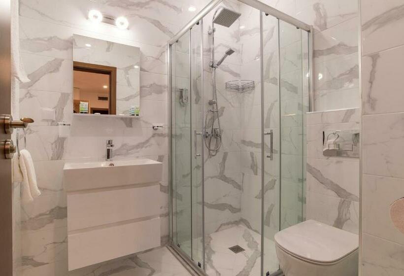 Mountain View Apartment 541