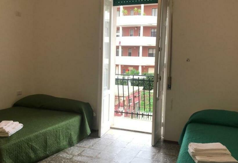 膳宿费 Castellaneta Short Term  Low Cost