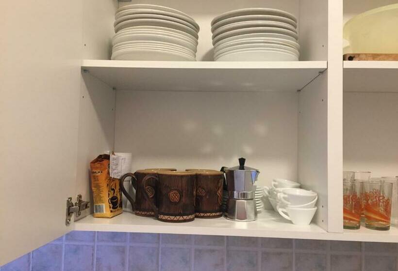 膳宿费 Castellaneta Short Term  Low Cost