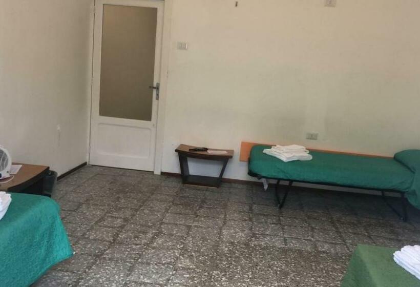 膳宿费 Castellaneta Short Term  Low Cost