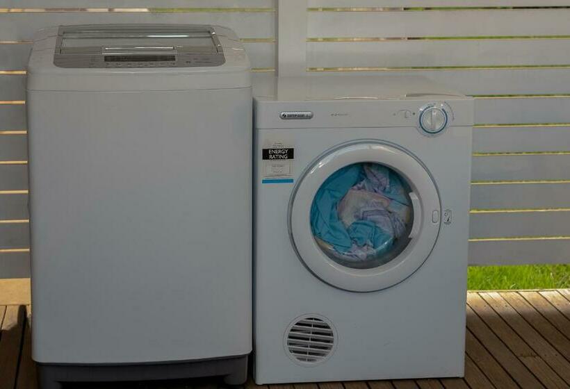 פנסיון Cozy And Spacious Studio With Sunny Deck