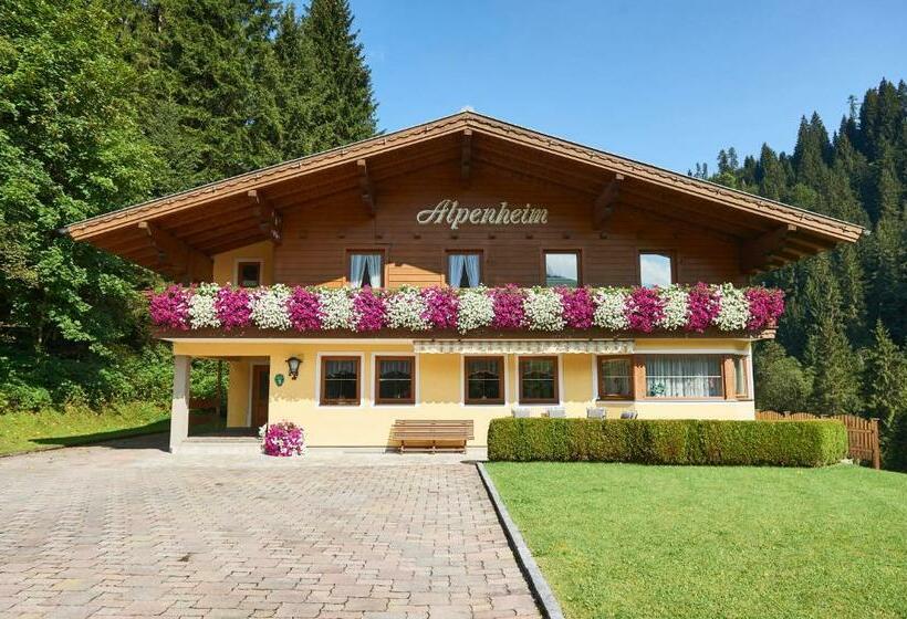פנסיון Haus Alpenheim