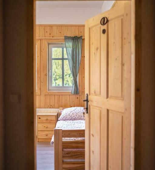 膳宿费 Krmelec U Kraví Hory