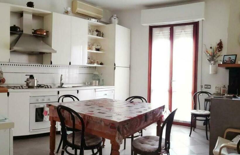 پانسیون L Alloggio Di Anna Maria. Camera Con Bagno Privato