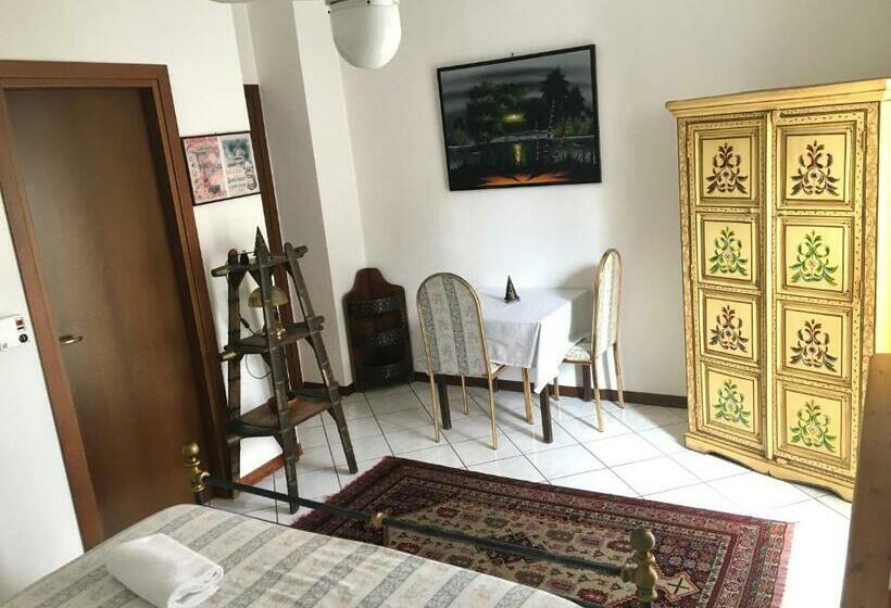 ペンション La Rivetta