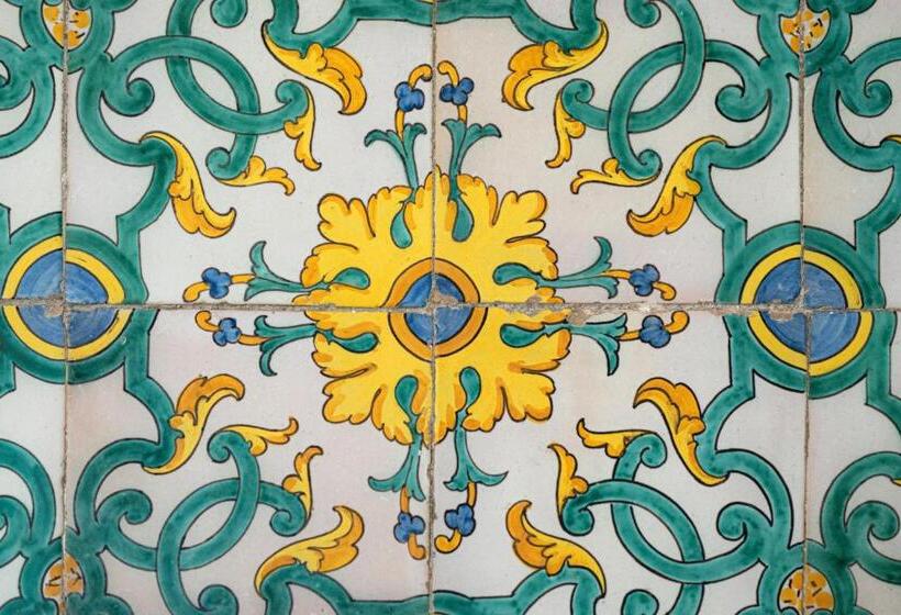 بنسيون La Rondinaia