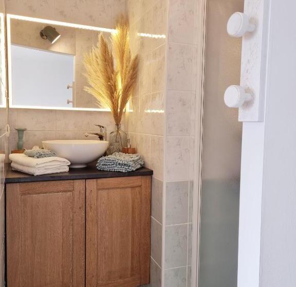 פנסיון La Tiny Proche Lac Et Forêt