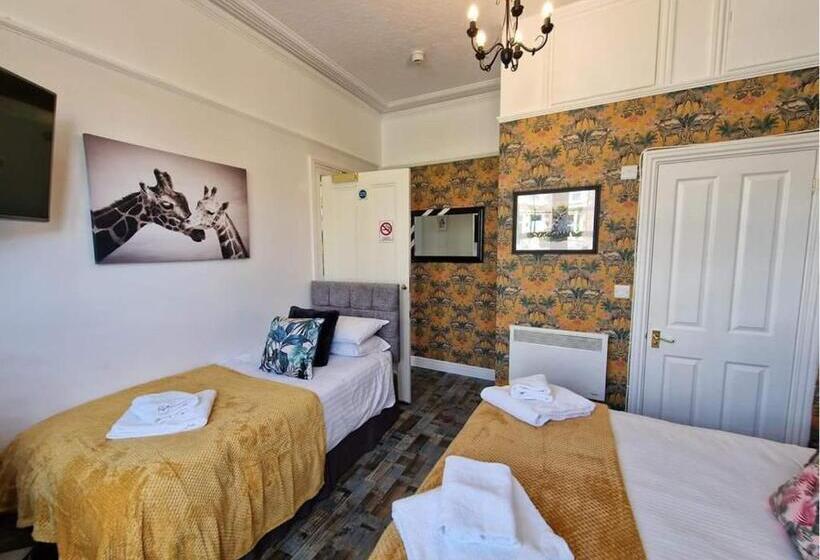 Пансион Lansdowne Simply Stay