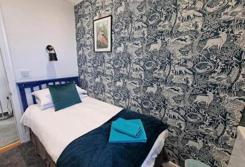 Пансион Lansdowne Simply Stay