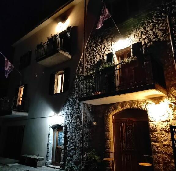 Пансион Le Stanze Della Terrazza Sul Borgo