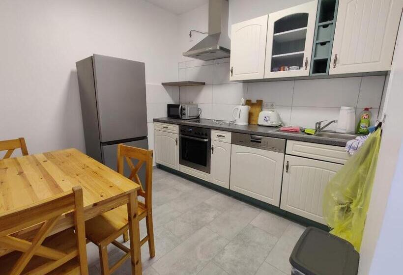 Пансион Lucky Hostel