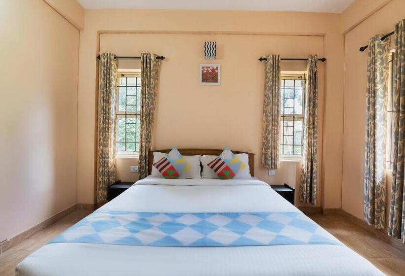 بنسيون Oyo 78243 Vedica Home Stays