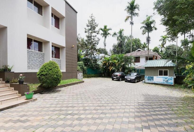 بنسيون Oyo 78243 Vedica Home Stays