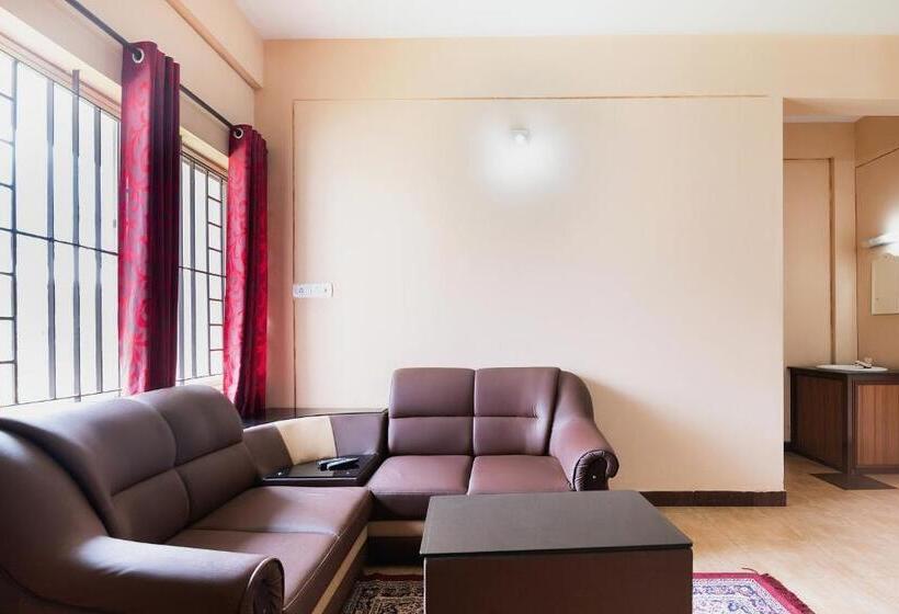 بنسيون Oyo 78243 Vedica Home Stays