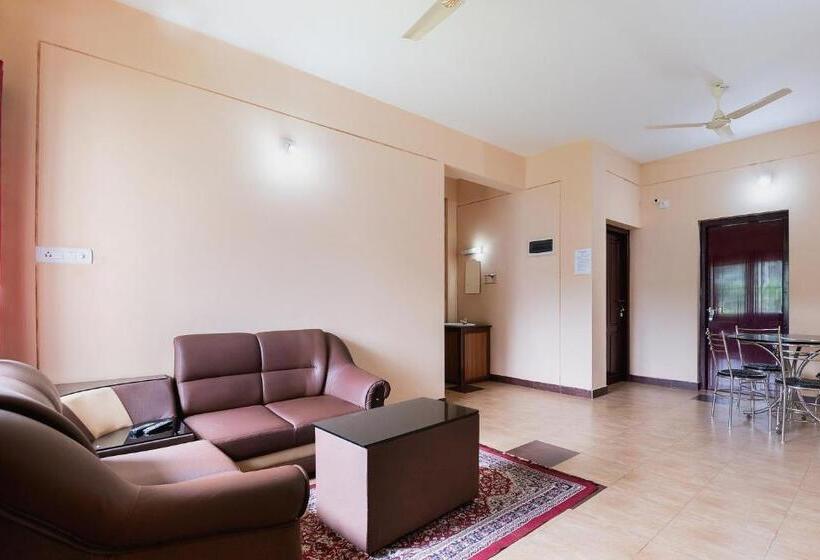 ペンション Oyo 78243 Vedica Home Stays