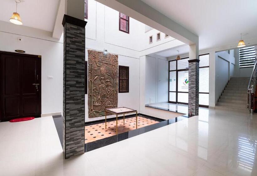 بنسيون Oyo 78243 Vedica Home Stays