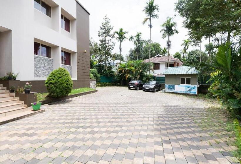 ペンション Oyo 78243 Vedica Home Stays