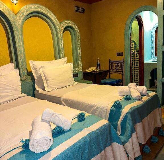 פנסיון Riad Amnay