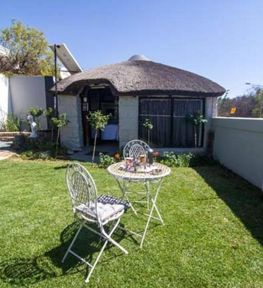 펜션 The Place Guesthouse Parys