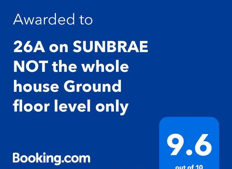 펜션 Three Bedrooms Two Bathrooms Ground Floor Only Not The Whole House