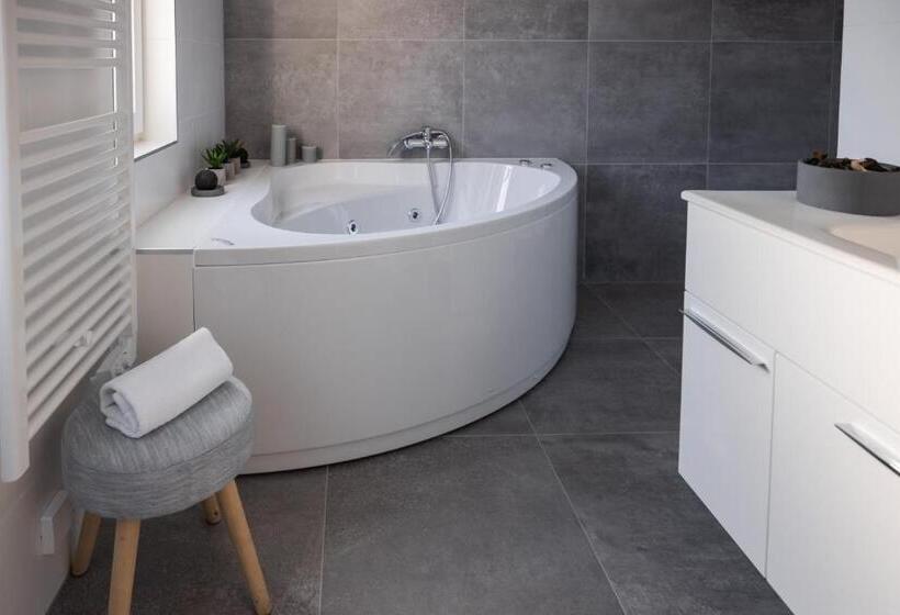 پانسیون Villa Xaxat