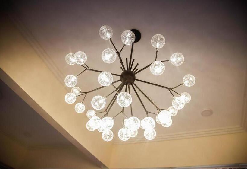 استراحتگاه Bella Villa Coron