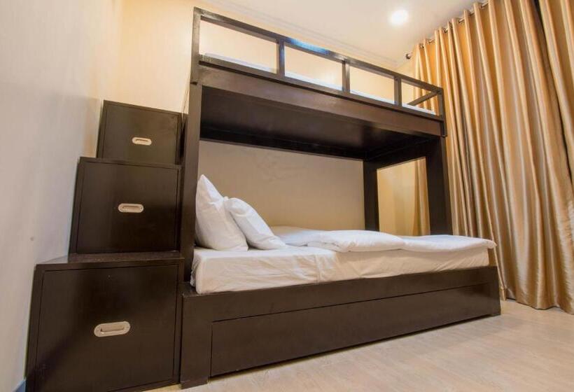 استراحتگاه Bella Villa Coron