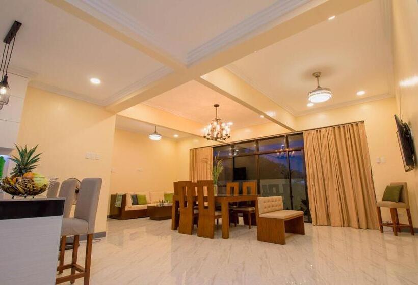 استراحتگاه Bella Villa Coron