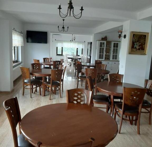 リゾートホテル Complex Transalpina