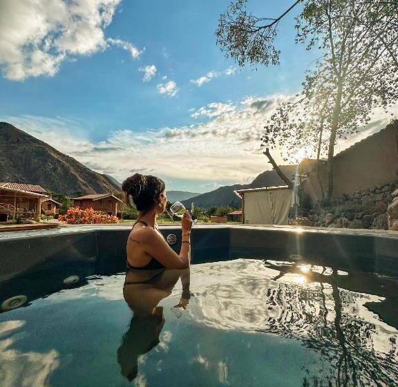 Unuwasi Hotel & Villa