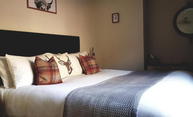 Bed and Breakfast Airanloch, Loch Ness, Adult Only