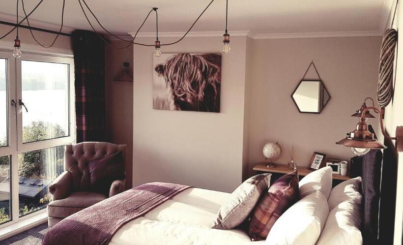 Bed and Breakfast Airanloch, Loch Ness, Adult Only