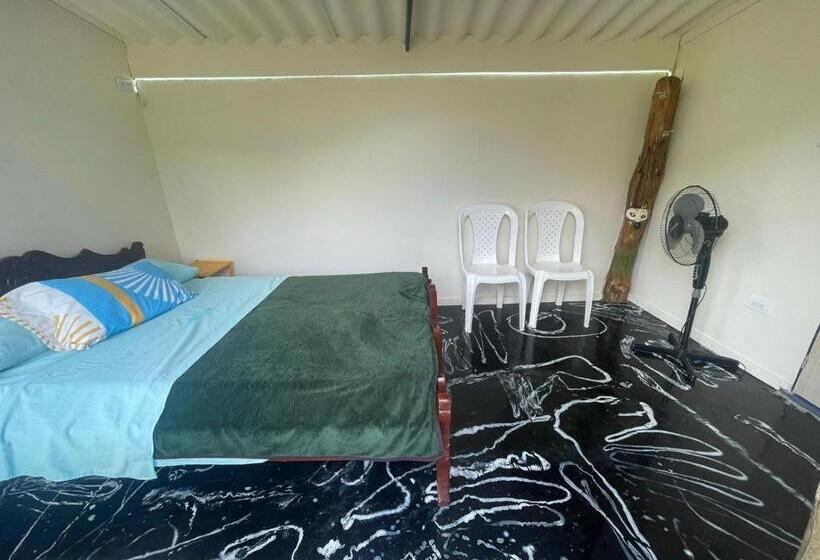 旅馆 Alex Country House