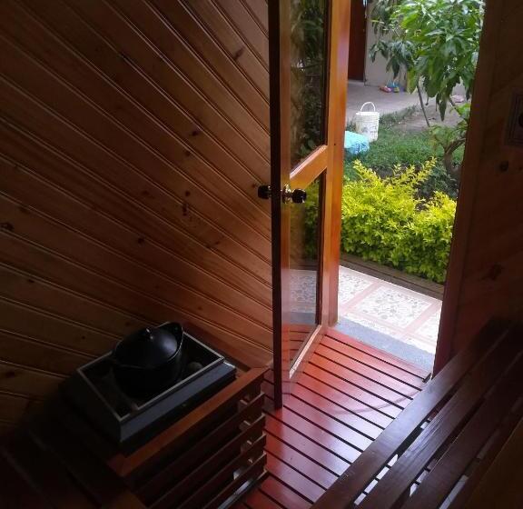 旅馆 Alex Country House