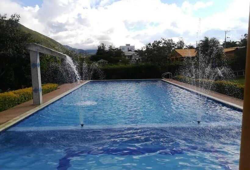 旅馆 Alex Country House