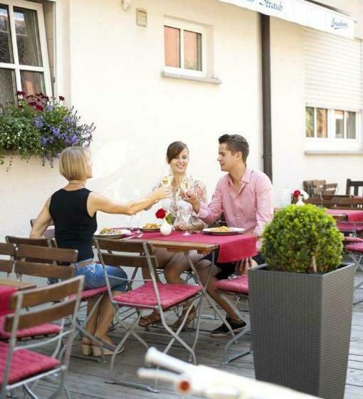 הוסטל Gasthaus Straub